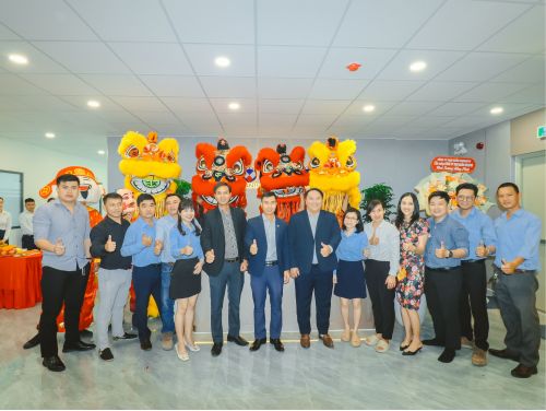 Khởi động 2026, Vạn Xuân Incons & Vạn Xuân Property khai trương văn phòng mới