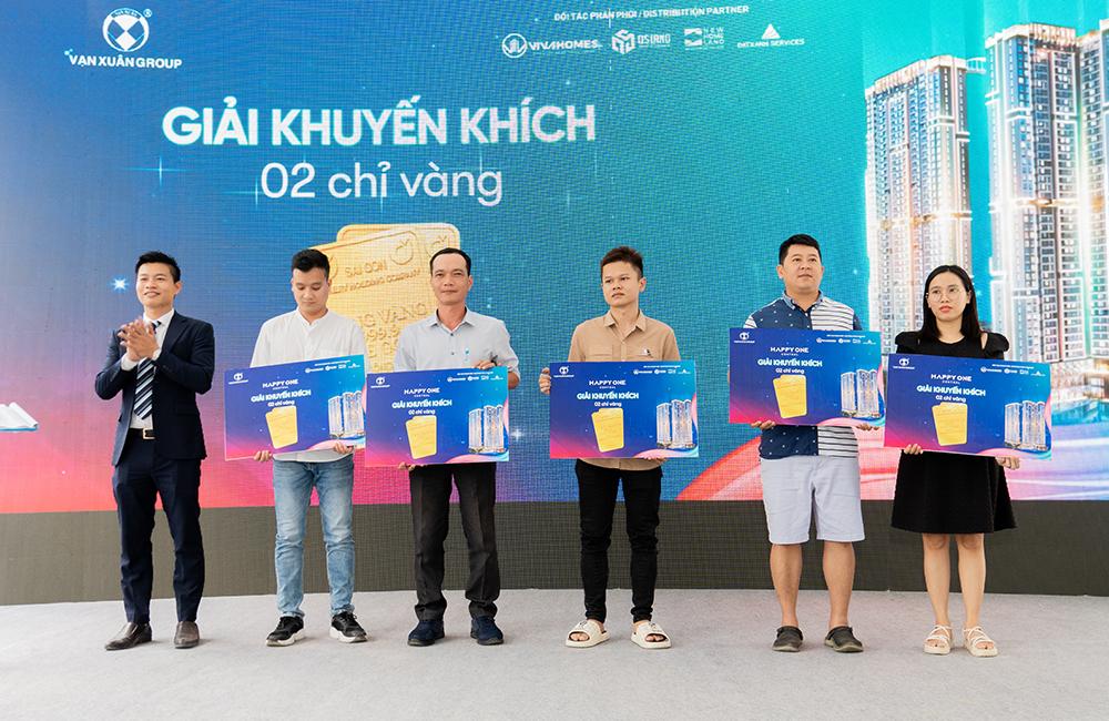 Chương trình rút thăm trúng thưởng sự kiện mở bán – Khánh thành cầu kính dự án Happy One Central