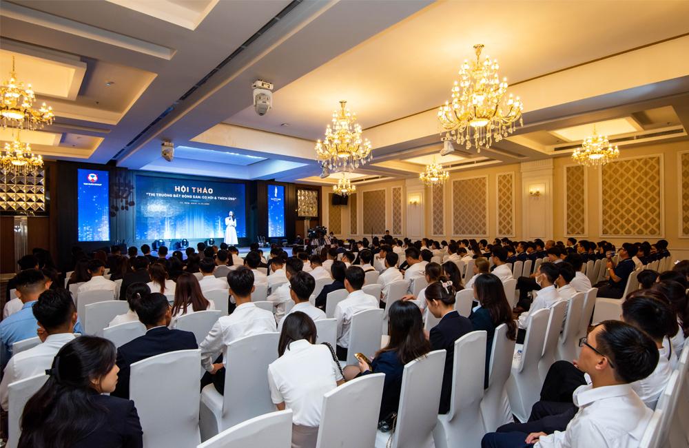 Vạn Xuân Group tổ chức hội thảo và vinh danh “The Best Salesman”