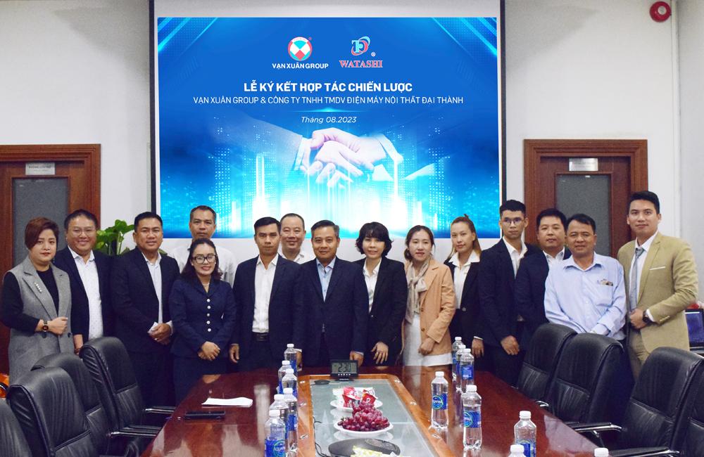 LỄ KÝ KẾT HỢP TÁC CHIẾN LƯỢC VẠN XUÂN GROUP VÀ CÔNG TY TNHH TMDV ĐIỆN MÁY NỘI THẤT ĐẠI THÀNH