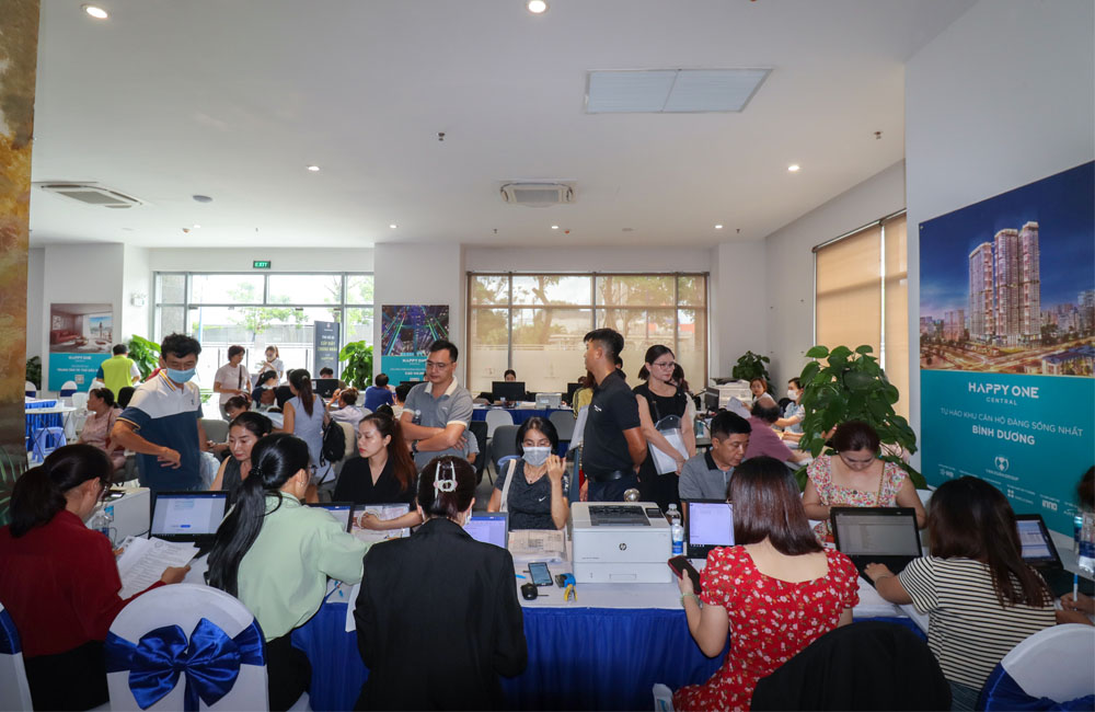 Cư Dân Happy One Central Chuẩn Bị Được Cấp Giấy Chứng Nhận Ngay Sau Bàn Giao